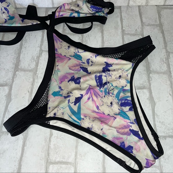 NWT Victoria's Secret One-Piece Strappy Monokini Tropical Mesh Swimsuit size L - Picture 14 of 16